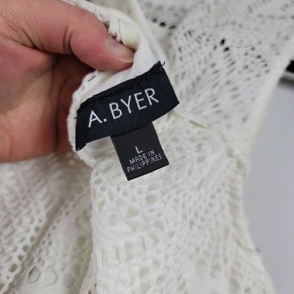 A. Byer mixed media crochet top chiffon bottom mint skirt belted cutout - Picture 2 of 8